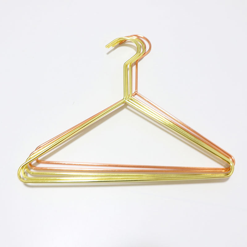 High Quality Metal Hanger Gold Triangle Shape Color Iron Art Clothes Hanger Nordic Style Kids Hanger For Babies VL-0485