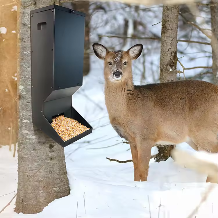 Heavy Duty Wild Metal Hanging Deer Feeder Box Black Automatic Deer Feeding Station VL-0532
